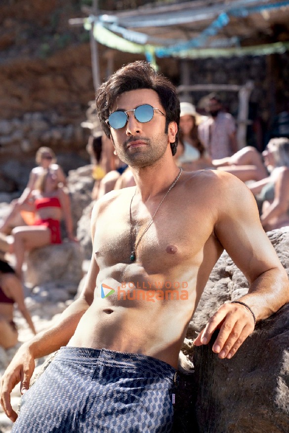 tu jhoothi main makkaar 13