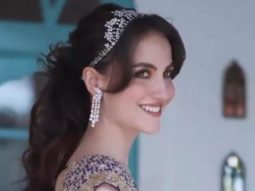 Elli AvrRam kills it with her dreamy looks!