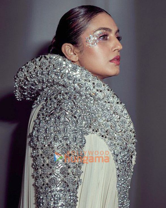 huma qureshi 2 130