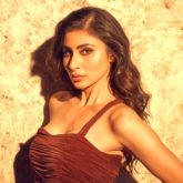 Mouni Roy gives power-packed performance in Dallas for The Entertainers