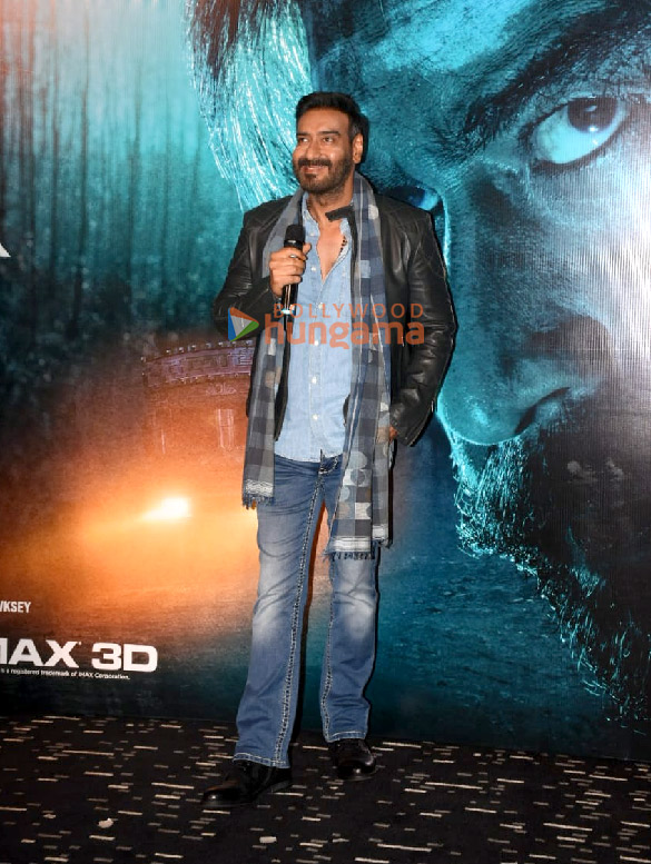 photos ajay devgn tabu bhushan kumar and deepak dobriyal snapped at the trailer launch of bholaa 3