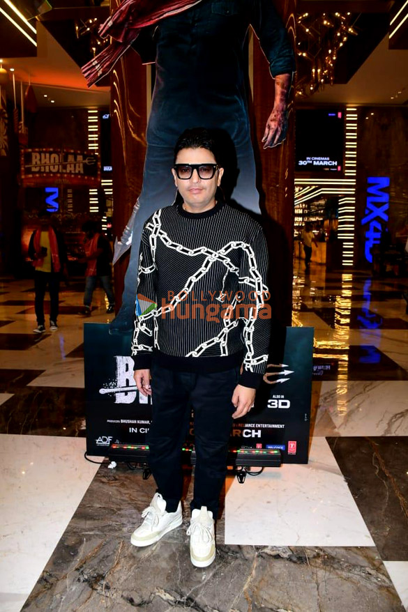 photos ajay devgn and tabu snapped at the trailer launch of bholaa 8