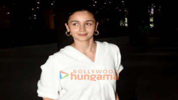 Photos: Alia Bhatt and Rashmika Mandanna snapped at the airport