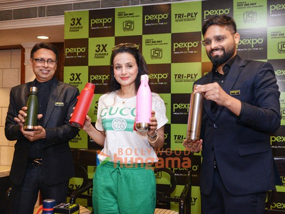 photos ameesha patel snapped launching pexpo vacuum flask in new delhi 3