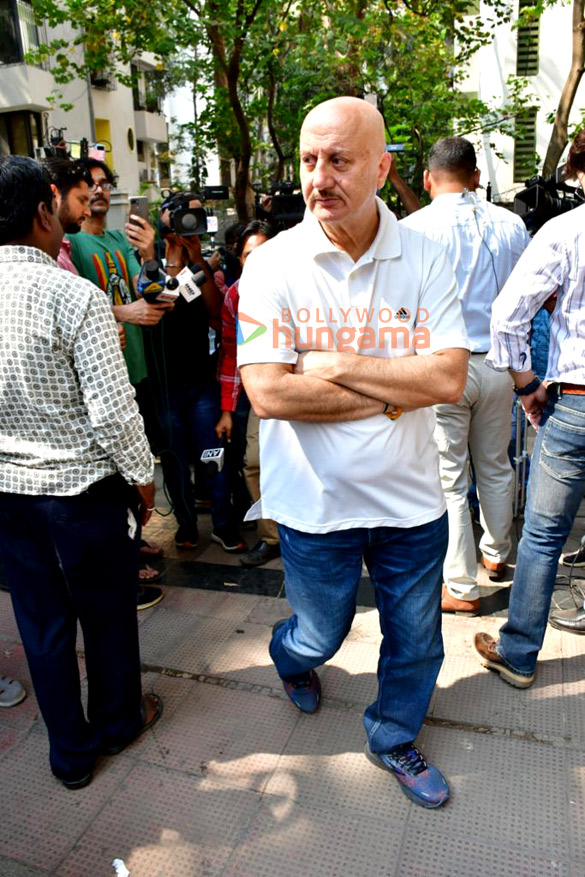 Photos: Celebs snapped at Satish Kaushik’s house Photos: Celebs snapped at Satish Kaushik’s house