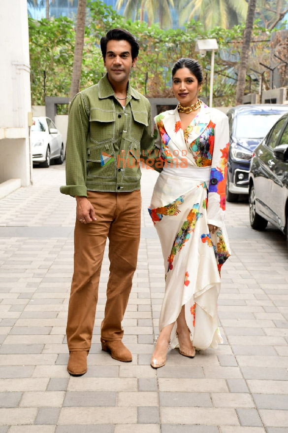 photos bhumi pednekar rajkummar rao and anubhav sinha snapped promoting bheed 5