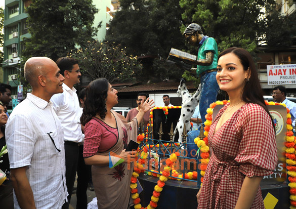 photos dia mirza inaugurates artist sangeeta babanis sculpture art in bandra 1