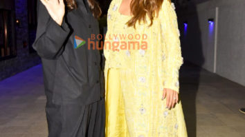 Photos: Karisma Kapoor and Amrita Arora spotted at Hakkasan, Bandra