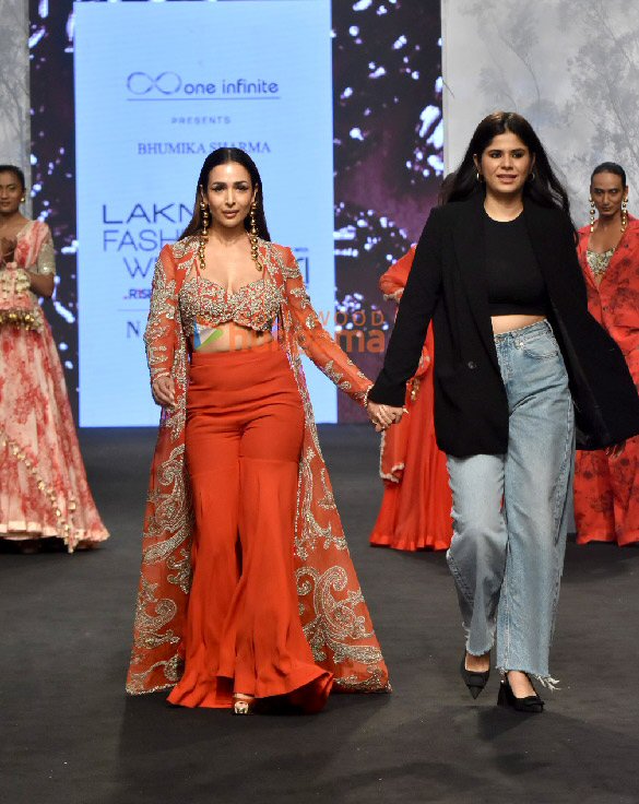 photos malaika arora walks the ramp for designer bhumika sharma at lakme fashion week 2023 6