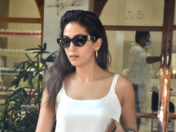 Photos: Mira Kapoor snapped outside a salon in Bandra
