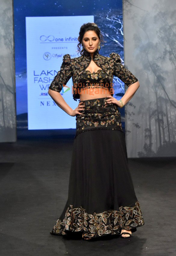 Photos: Nargis Fakhri walks the ramp for designer Sejal Kamdar at Lakme Fashion Week 2023 | Parties & Events