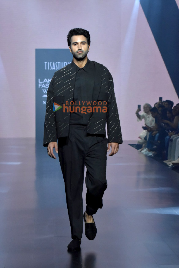 photos sanya malhotra sonakshi sinha and others walk the ramp at lakme fashion week 2023 day 2 5