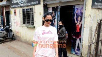 Photos: Sonal Chauhan snapped at dance class in Andheri