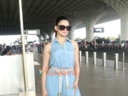 Photos: Urvashi Rautela, Suhana Khan and Farhan Akhtar snapped at the airport