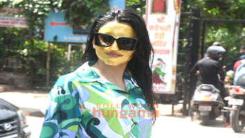 Photos: Urvashi Rautela spotted in Bandra