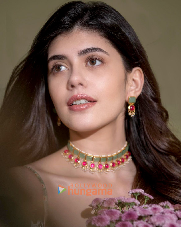 sanjana sanghi 2 116