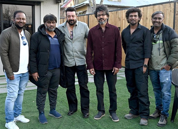 Sanjay Dutt joins Thalapathy Vijay and Lokesh Kanagaraj for Leo in Kashmir; makers share a video of his grand welcome : Bollywood News