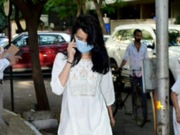 Shraddha Kapoor gets clicked by paps at Kishor Bajaj’s prayer meet