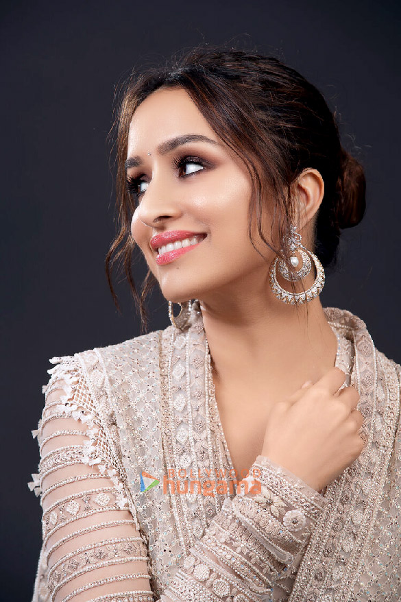 Shraddha Kapoor Photos, Images, HD Wallpapers, Shraddha Kapoor HD ...