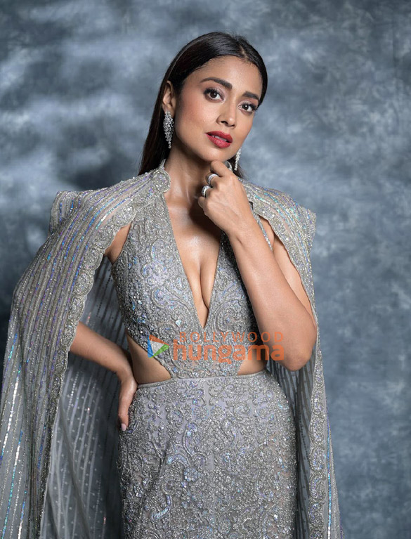 shriya saran 3 45