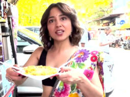 Shweta Tripathi aka Batatawada enjoys some street style maggi