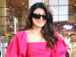 Urvashi Rautela turns up in style as she gets clicked at the airport