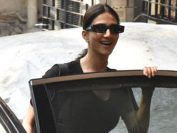 Vaani Kapoor nails her casuals as she poses for fans & paps