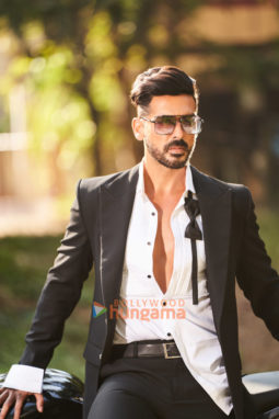 Zayed Khan