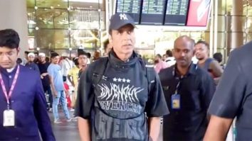 Akshay Kumar looks dapper as he get clicked at the airport