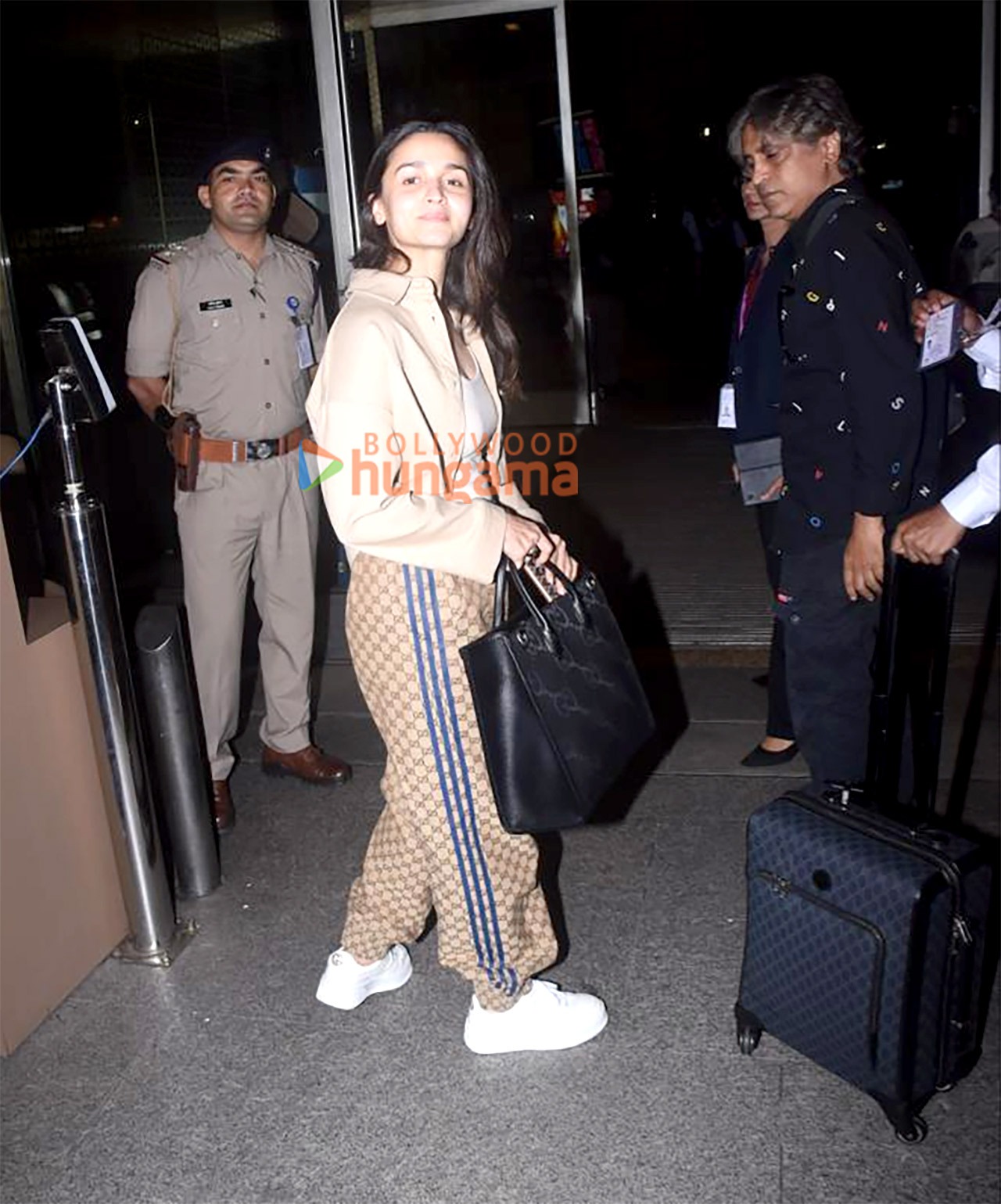 Alia Bhatt is all smiles at the airport as she heads to the US for MET Gala 2023 debut, see pics