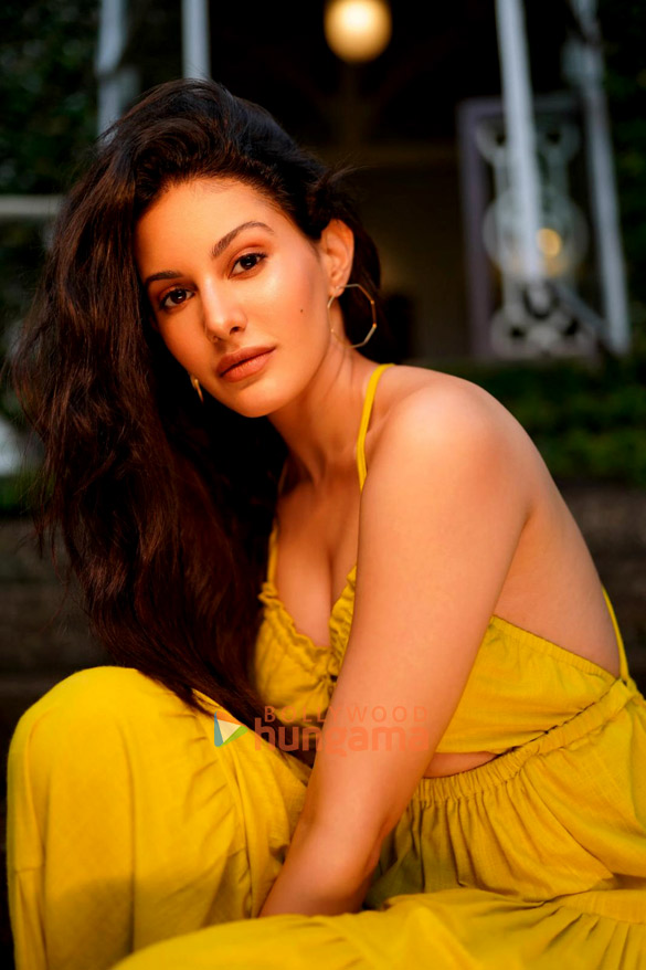 amyra dastur 13 2