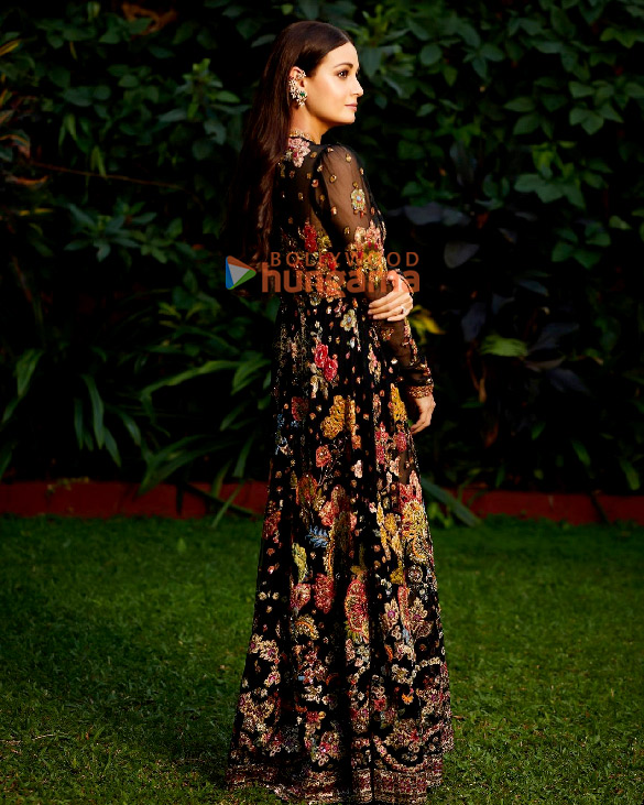 dia mirza 5 14