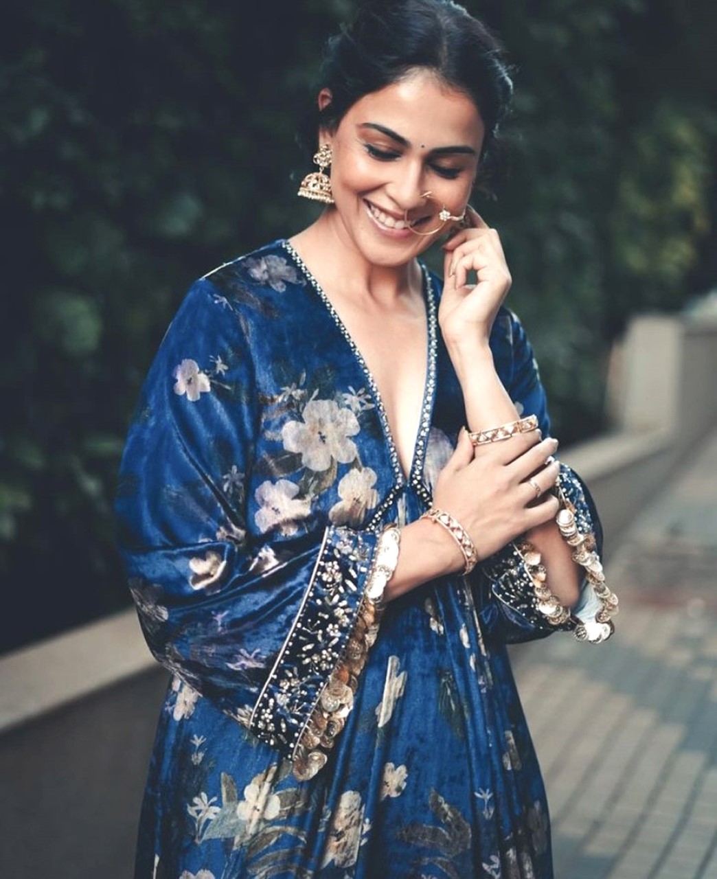 Genelia D’souza is a sight to behold in deep blue velvet kaftan set and nath