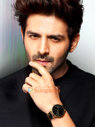 Celeb Photos Of Kartik Aaryan