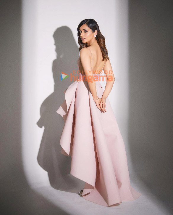 manushi chhillar 3 61