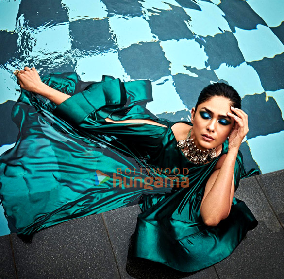 mrunal thakur 4 48