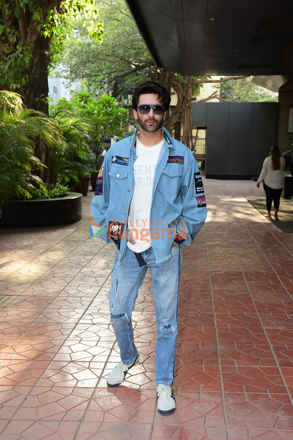 photos aparshakti khurana aditi rao hydari and others snapped promoting their show jubilee 8