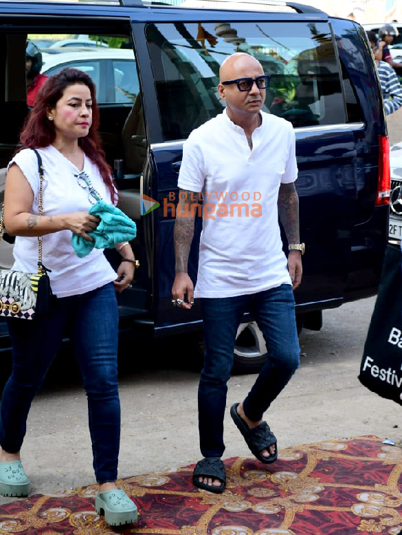 photos celebs attend mukesh chhabras mother kamala chhabras prayer meet2 7 2