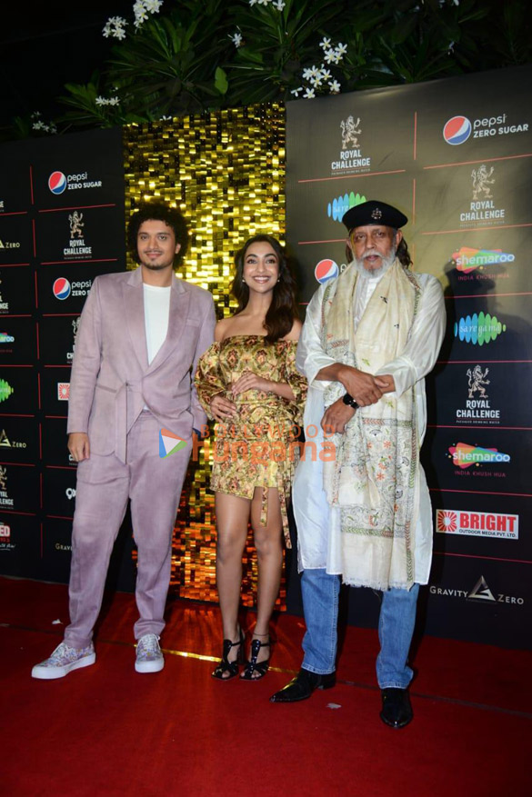 photos celebs grace the premiere of disco dancer the musical 10