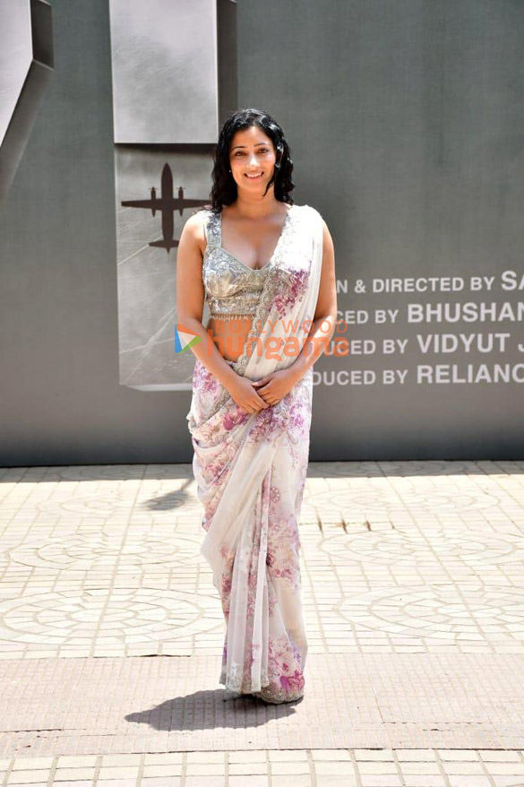 photos celebs grace the trailer launch of ib 71 7