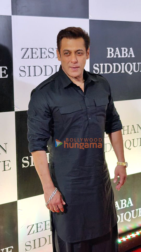 Photos: Celebs snapped at Baba Siddique’s Iftaar party | Parties & Events