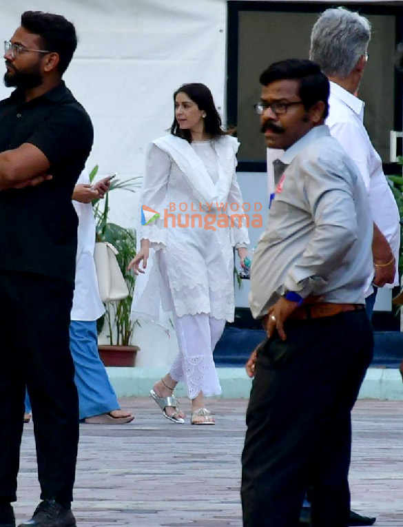 photos celebs snapped at pamela chopras prayer meet 2 2