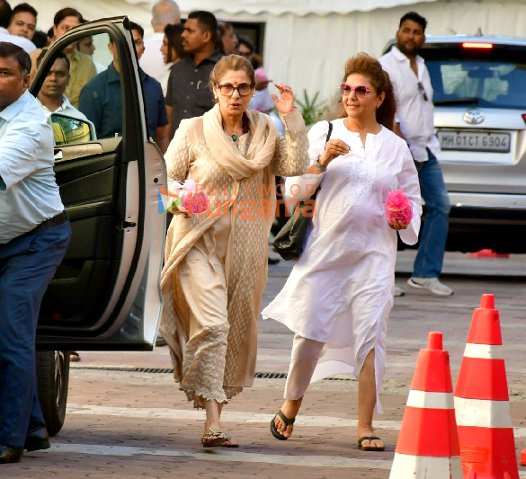 photos celebs snapped at pamela chopras prayer meet1 2