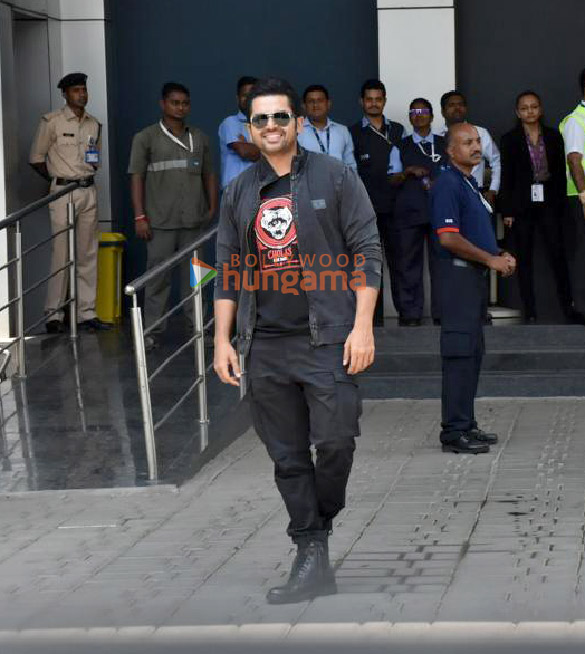photos chiyaan vikram jayam ravi karthi sobhita dhulipala and aishwarya lekshmi arrive in mumbai to promote their film ps 2 5
