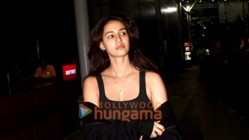 Photos: Disha Patani, Sara Ali Khan and Gauri Khan snapped at the airport