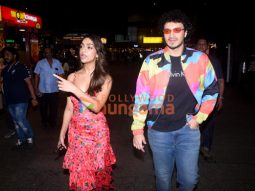 Photos: Namashi Chakraborty and Amrin Qureshi snapped at the airport