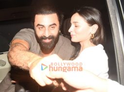 Photos Ranbir Kapoor and Alia Bhatt snapped in Bandra