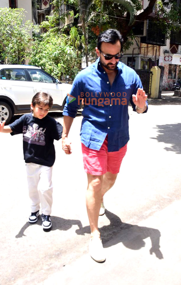 Photos: Saif Ali Khan and Taimur Ali Khan spotted in Bandra Photos: Saif Ali Khan and Taimur Ali Khan spotted in Bandra