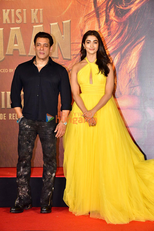 photos salman khan shehnaaz gill and others snapped at the trailer launch of kisi ka bhai kisi ki jaan 0012 2