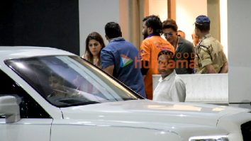 Photos: Shah Rukh Khan, Shanaya Kapoor and Juhi Chawla snapped at the Kalina airport